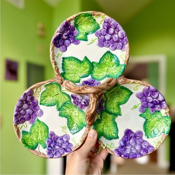 VTG Textured 3D Hand Painted + Glazed Sectional Grape Pottery Kitchen Serveware - Picture 3 of 7